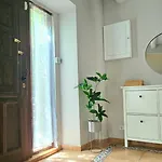 La Aparthotel *